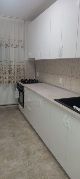 Parcul Florilor, Morarilor, o statie de Mega Mall,